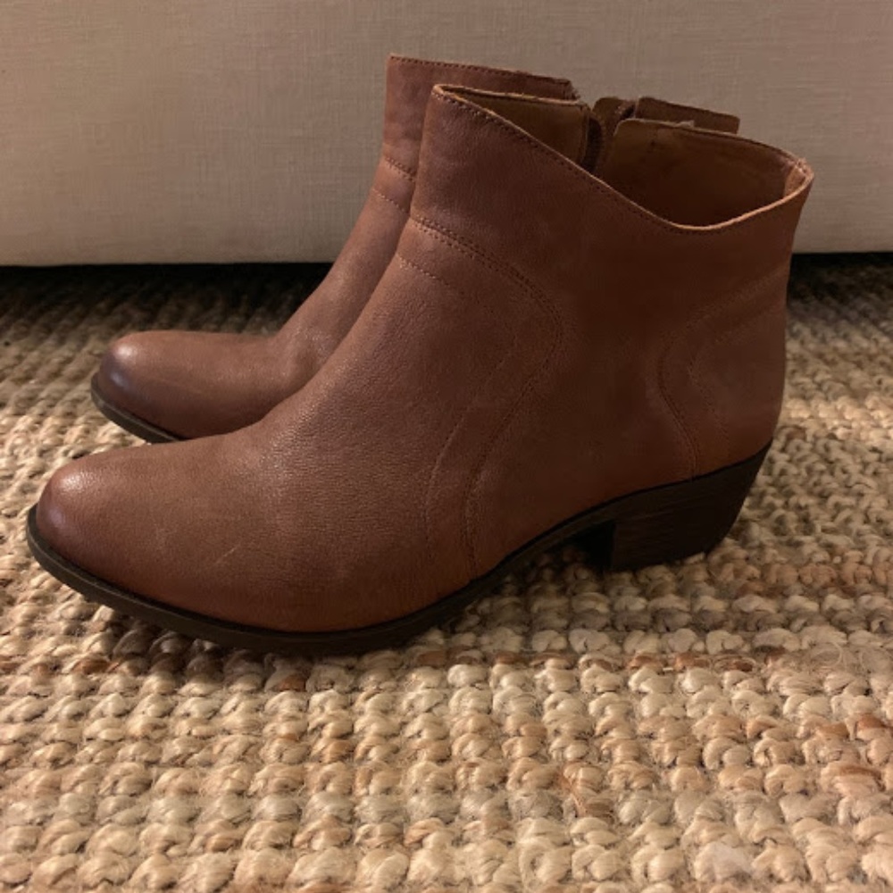 Lucky Brand Tan Ankle Boots Size 10